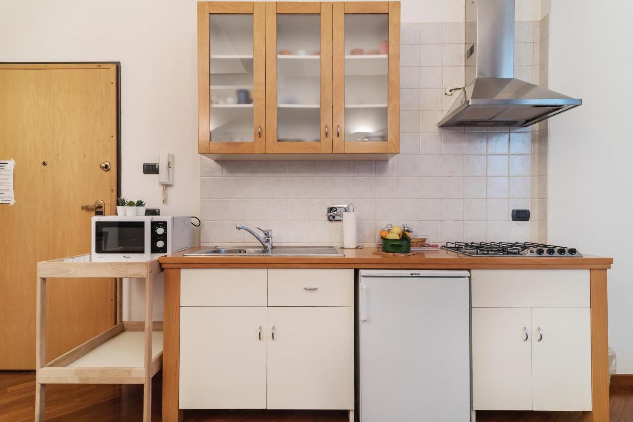 Bologna Central Studio Екстер'єр фото